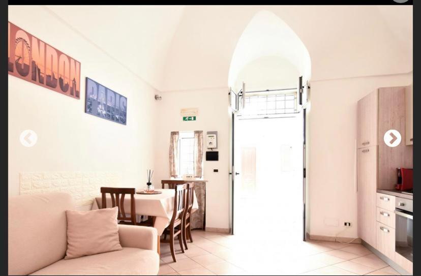 Apartament La Casa Delle Muse Ostuni Zewnętrze zdjęcie